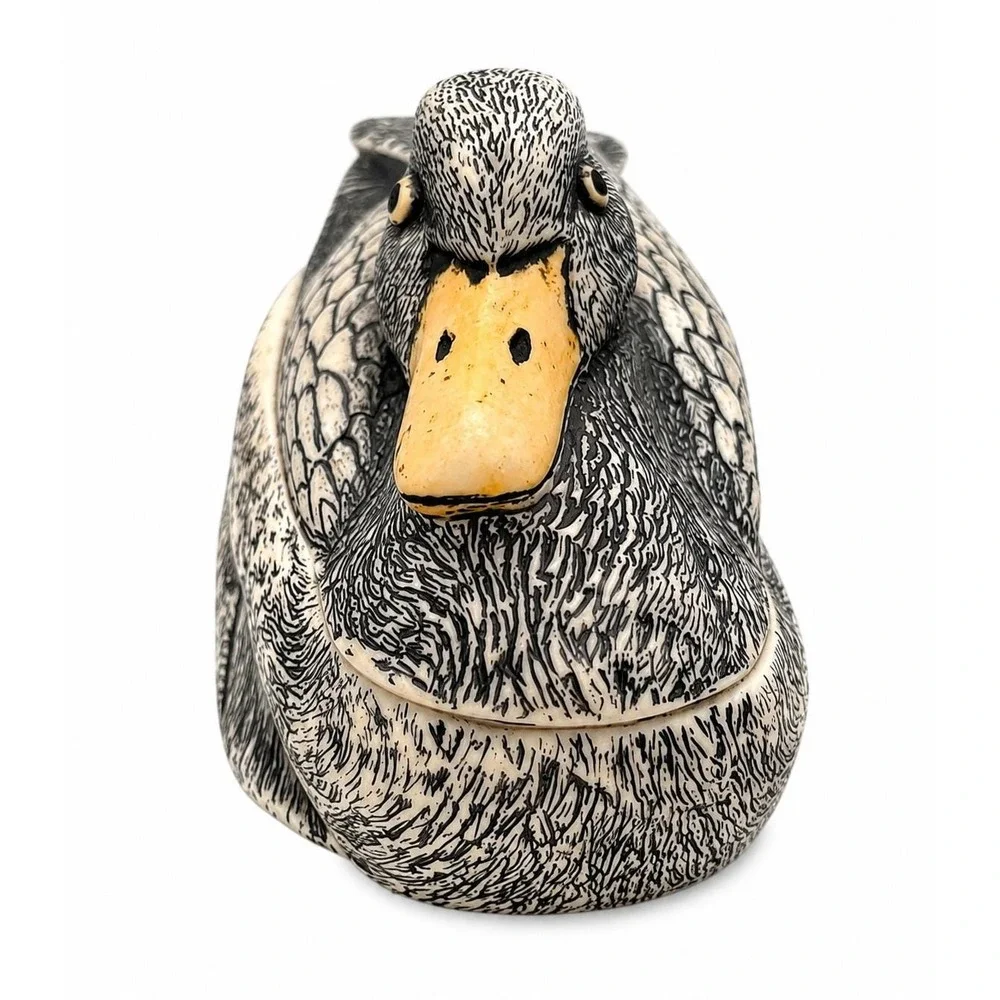 Vintage COMOY'S of London Faux Scrimshaw Duck Trinket Box w/Lid England Mallard